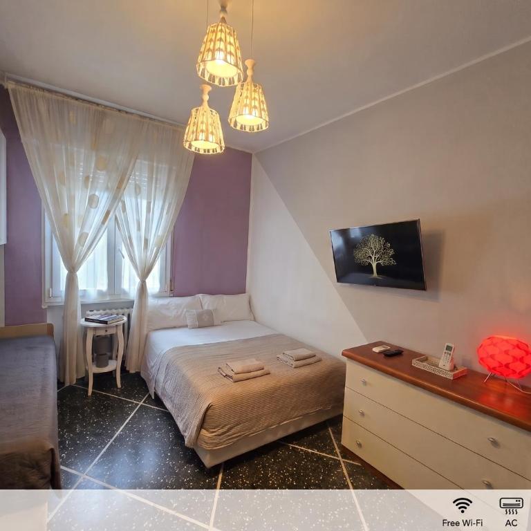 Room sweet Room 1 - Camera Matrimoniale con Bagno in Comune - 21