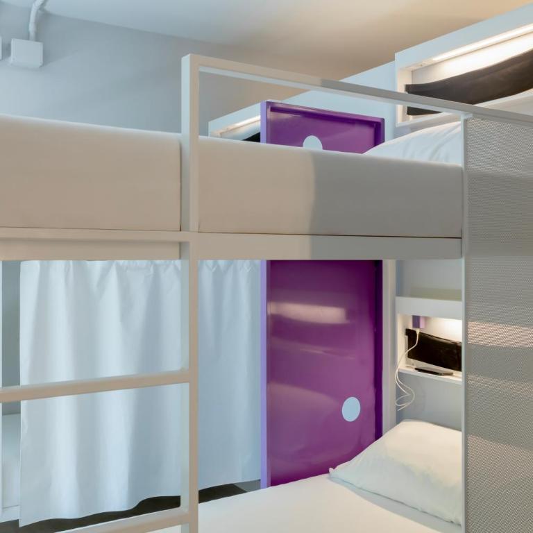 Combo Bologna - Posto Letto in Dormitorio Misto con 4 Letti - 6