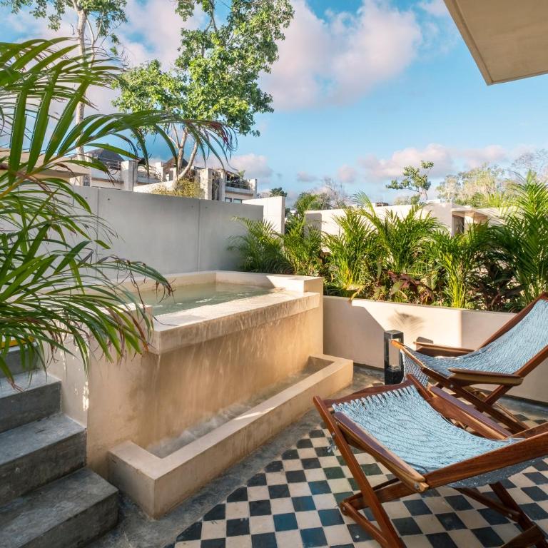Collection O Faisano Boutique Luxury Hotel, Tulum Beach - Deluxe Queen With Patio And Mini Pool - 3