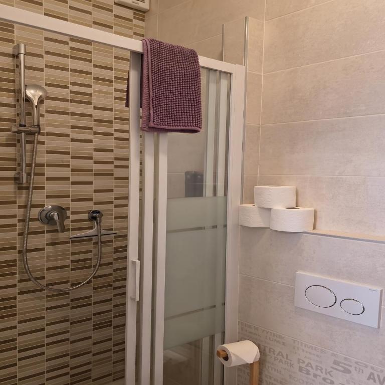 Room sweet Room 1 - Camera Matrimoniale con Bagno Privato - 22