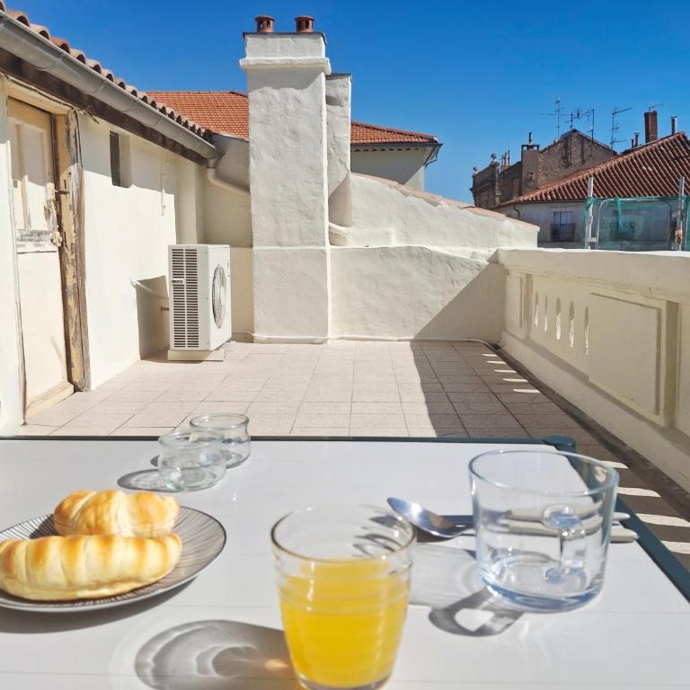 Centre ville, terrasse vue sur les toits, wifi & clim - Appartement 2 Chambres - 37