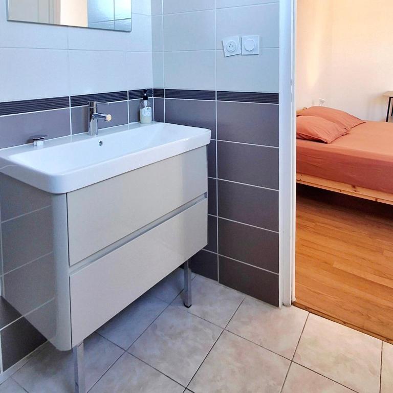 Centre ville, terrasse vue sur les toits, wifi & clim - Appartement 2 Chambres - 43
