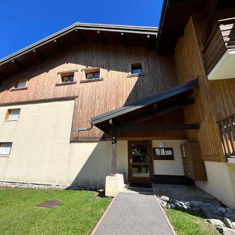 Studio chaleureux près télécabine avec parking et balcon - Estudio - 18