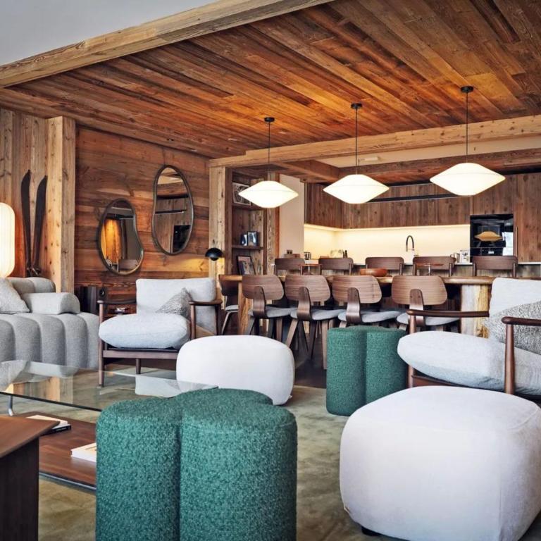 Modern Alpine Lodge Ski Storage & Sunset Terrace - Four-Bedroom Luxury Apartment - 45
