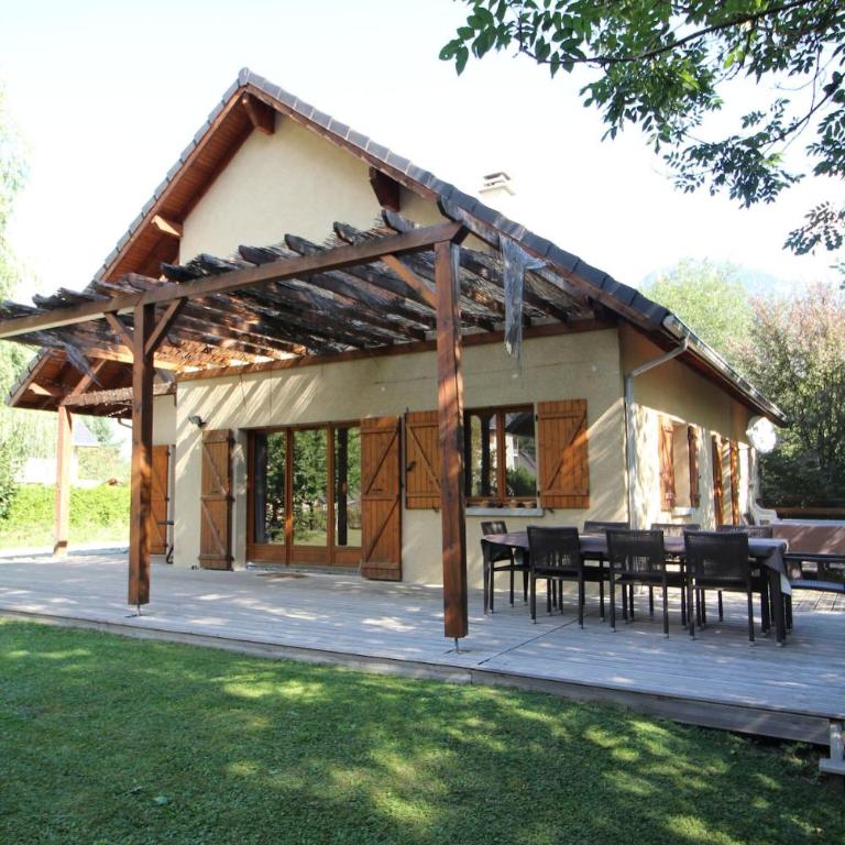Maison Bord de Rive, Exceptional Cyclist Friendly House, Bourg d'Oisans - Maison de Vacances - 3