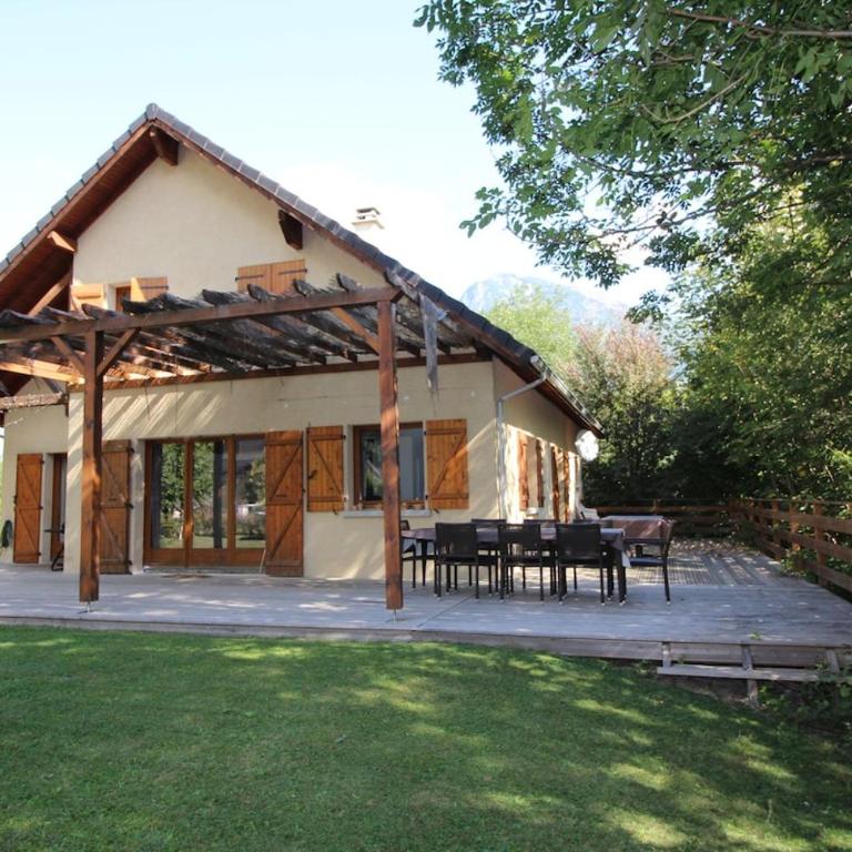 Maison Bord de Rive, Exceptional Cyclist Friendly House, Bourg d'Oisans - Maison de Vacances - 34
