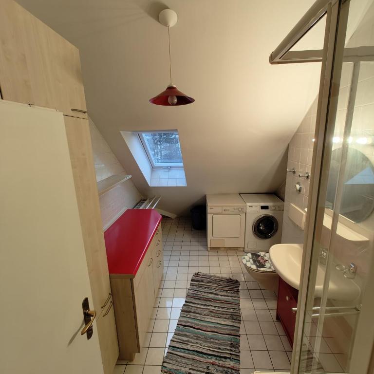 perfekte Wohnung in der Münchener City - Apartment mit 1 Schlafzimmer und Balkon - 4