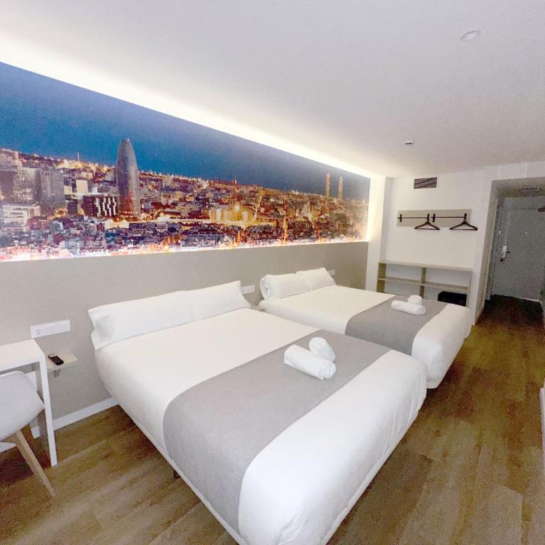 HOTEL BESTPRICE Maragall - Habitación Familiar Deluxe - 1