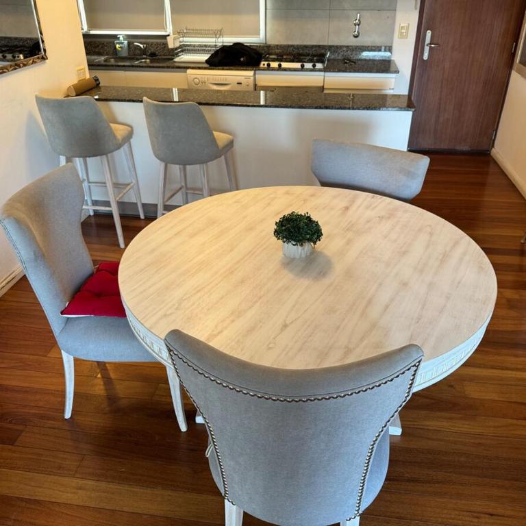 Elegante departamento en el centro de Rosario, Bv Oroño - Two-Bedroom Apartment - 31