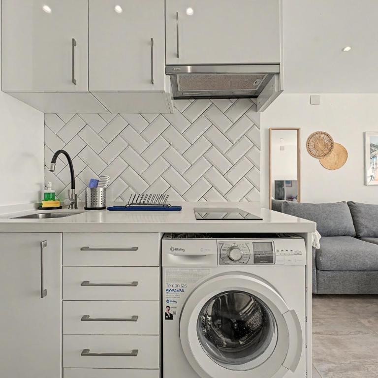 Costa Del Sol Apartment - Apartment with Sea View - 8