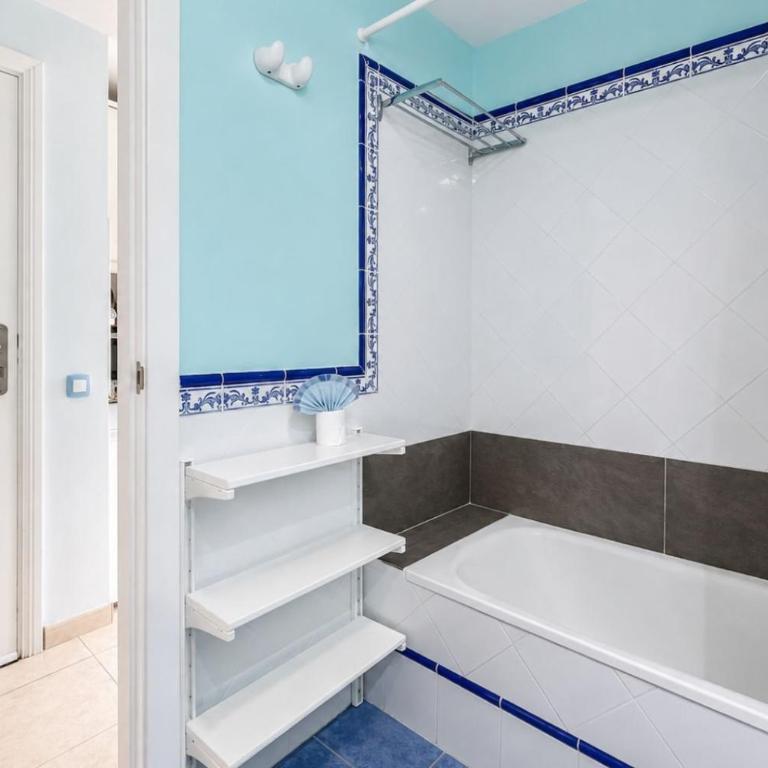 GuestReady - Modern Stay with Pool and Terrace - Apartamento - 14