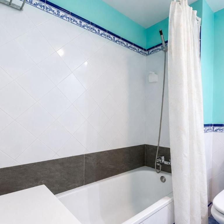 GuestReady - Modern Stay with Pool and Terrace - Apartamento - 13