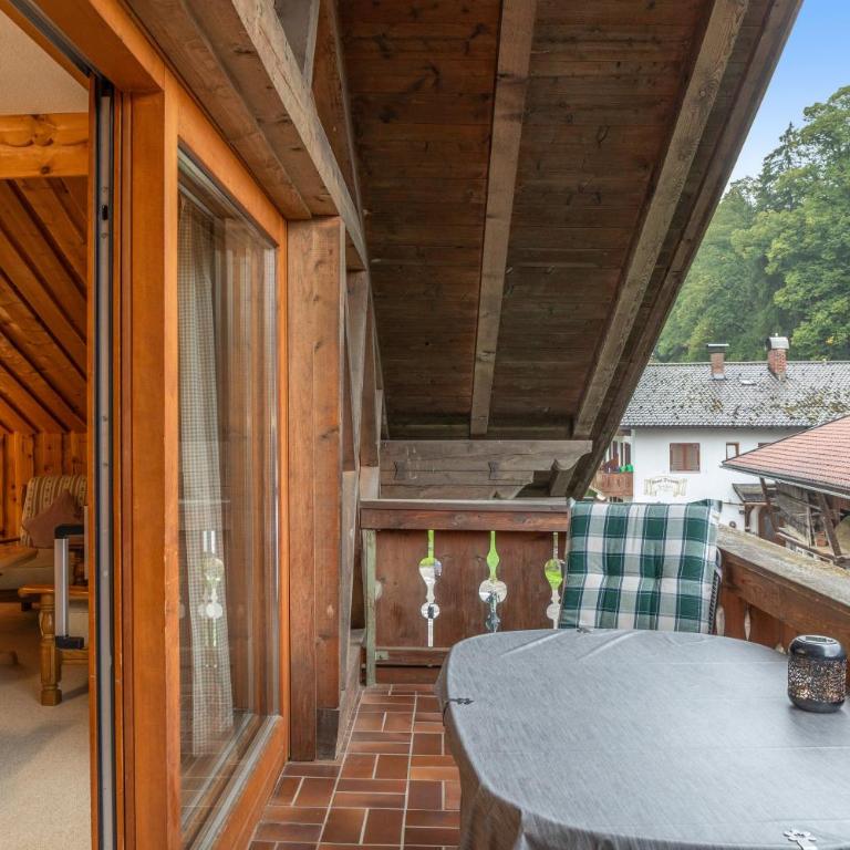 Landhaus Reiser - Deluxe Apartment mit Balkon und 2 Schlafzimmern - 6