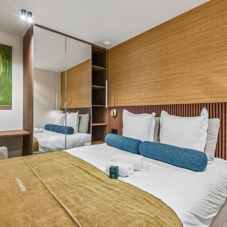 Lavie Maison - AC and Hot Tub near Sentier - Appartement 2 Chambres - 7