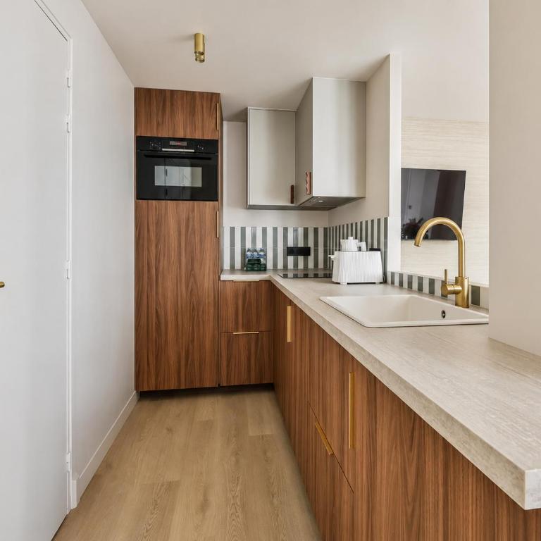 Lavie Maison - AC and Hot Tub near Sentier - Appartement 2 Chambres - 19