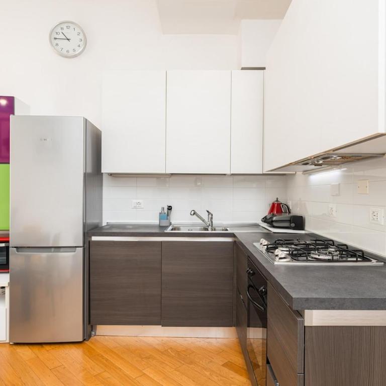 Centro di Bologna, Casa con Balcone e Design - Appartamento con 2 Camere da Letto - 33