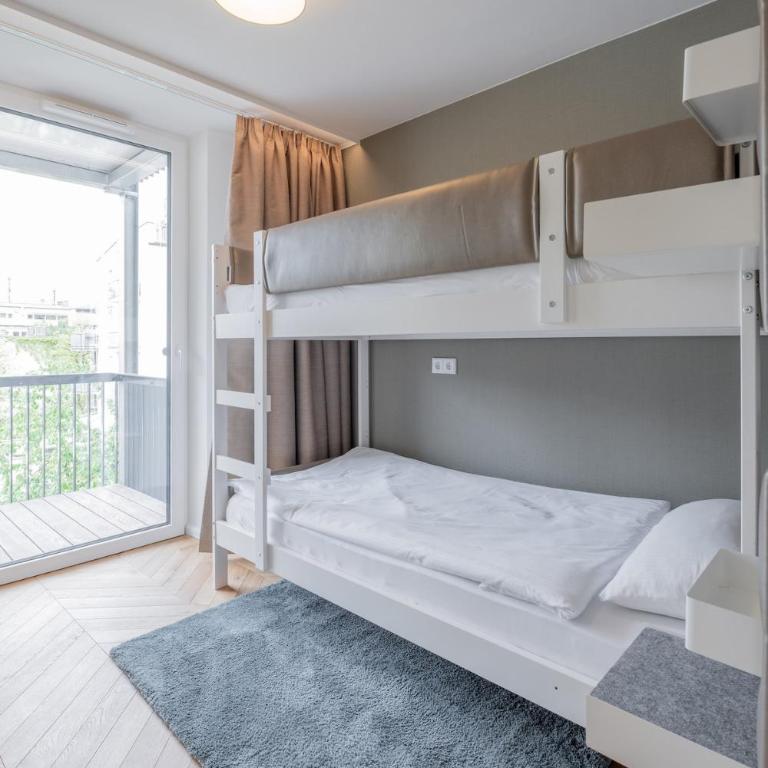 Rose 2 bedroom with balcony - Three-Bedroom Apartment - 7