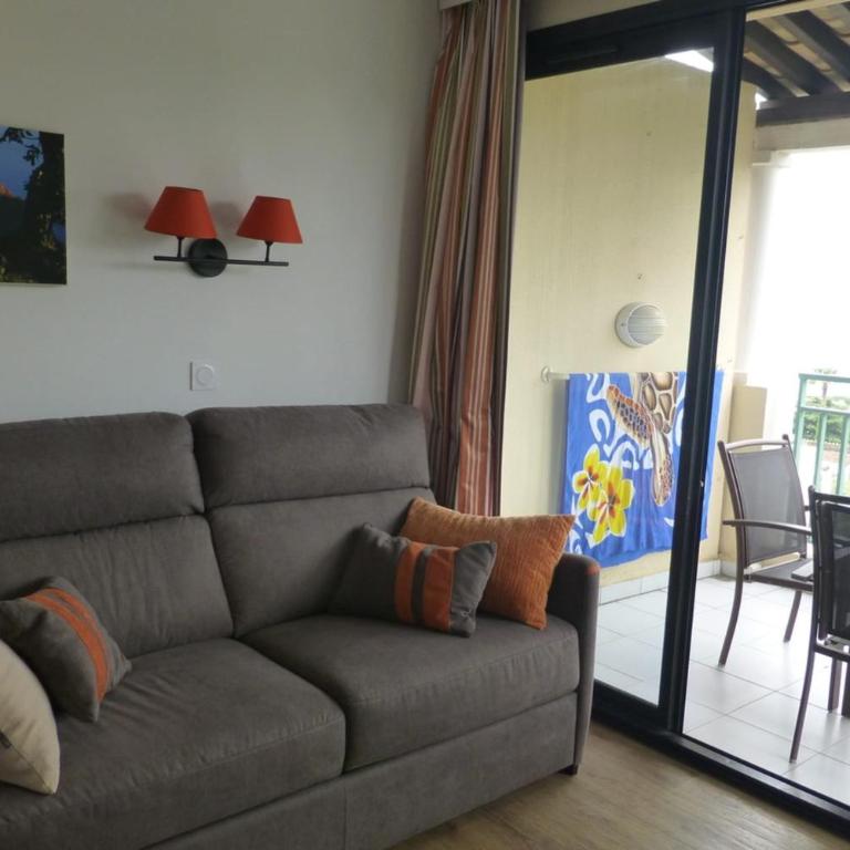 Sea views and beautiful pool - Apartment - 23