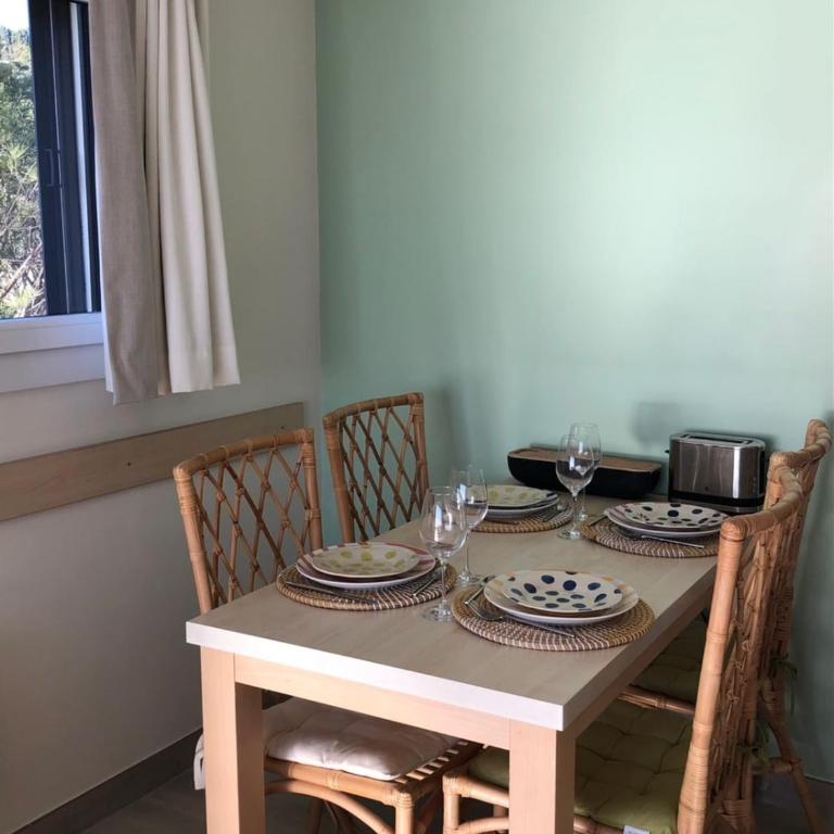 Sea views and beautiful pool - Apartment - 14