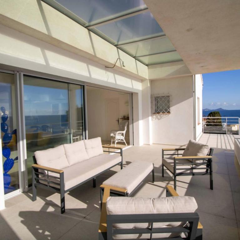 Belle maison vue mer avec piscine et terrasse - Maison de Vacances - 11