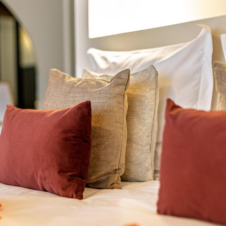 Pure Haven - Luxury Suite - Old Chambéry - One-Bedroom Apartment - 23
