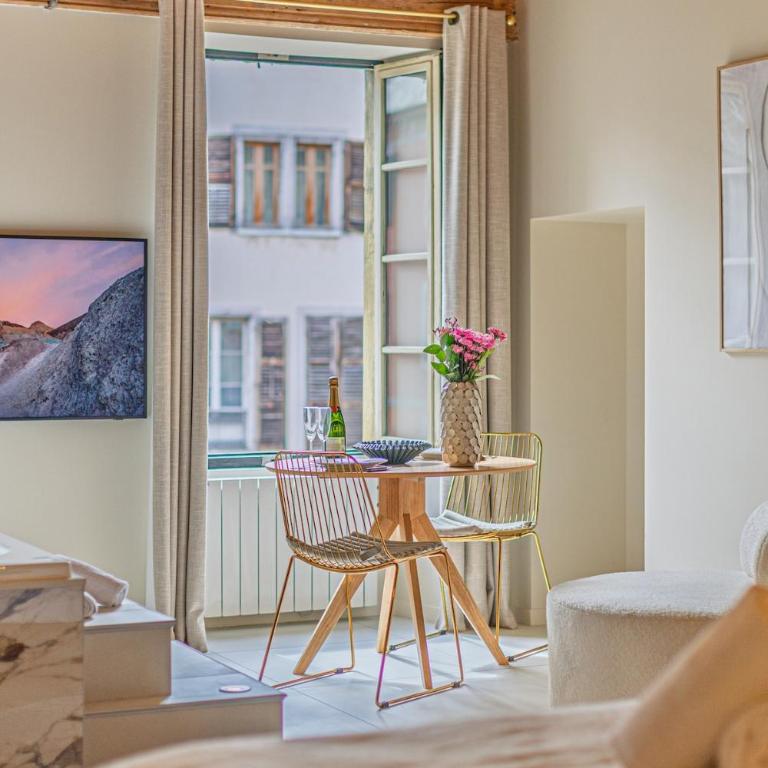 Pure Haven - Luxury Suite - Old Chambéry - One-Bedroom Apartment - 27