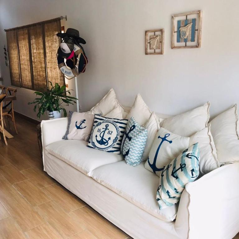Cozy home in Colán - Three-Bedroom House - 16