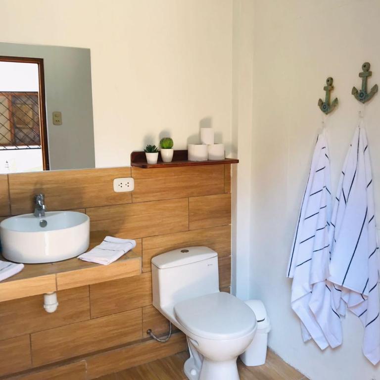 Cozy home in Colán - Three-Bedroom House - 17
