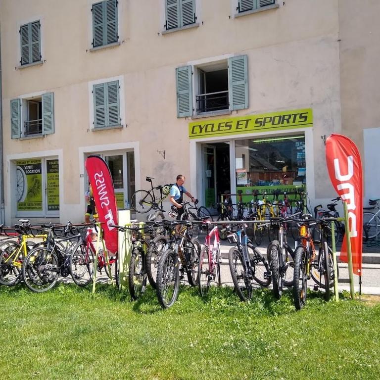 Cycle Friendly La Maison de la Tour Bourg d 'Oisans - Maison 5 Chambres - 9