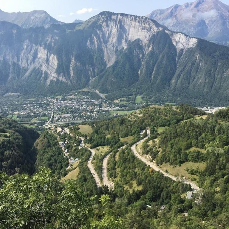 Cycle Friendly La Maison de la Tour Bourg d 'Oisans - Maison 5 Chambres - 13