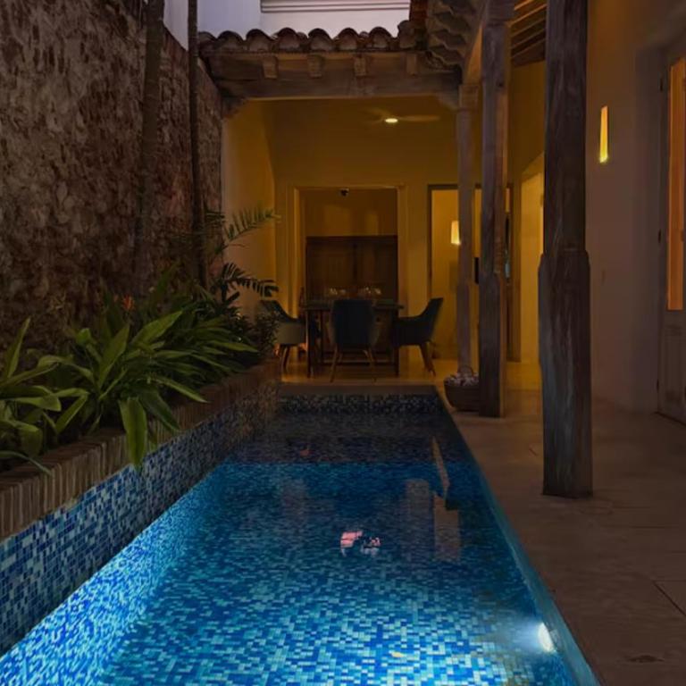 Casa Oasis - Five-Bedroom House - 85
