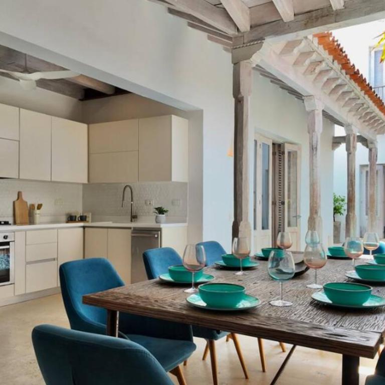 Casa Oasis - Five-Bedroom House - 100