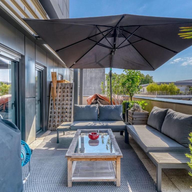 Superbe Appartement • Clim & Parking à Bordeaux - Appartement 2 Chambres avec Terrasse - 1