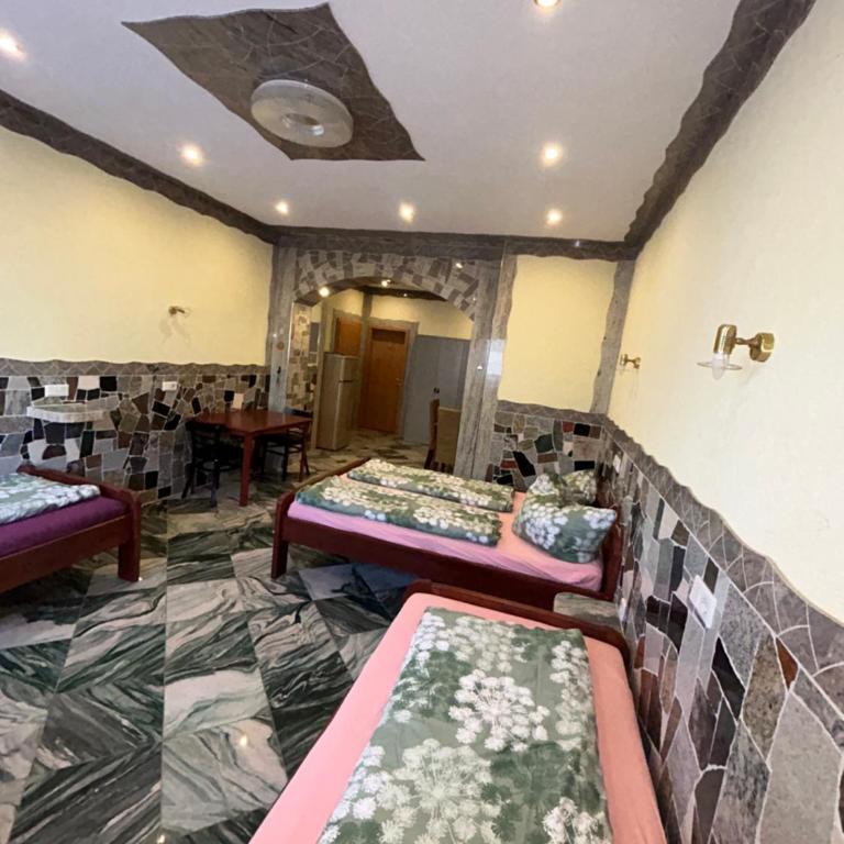 Pension Rinno - Camera Familiare - 2