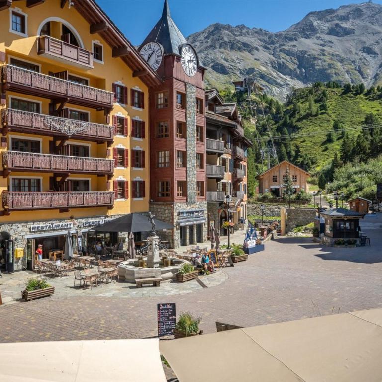 Bright 3 Bed Apartment - Arc 1950 - Auberge Jerome - Apartment - 10
