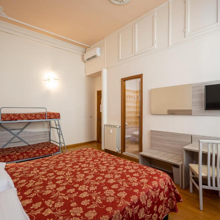 Lilium Hotel - Family Room - 8