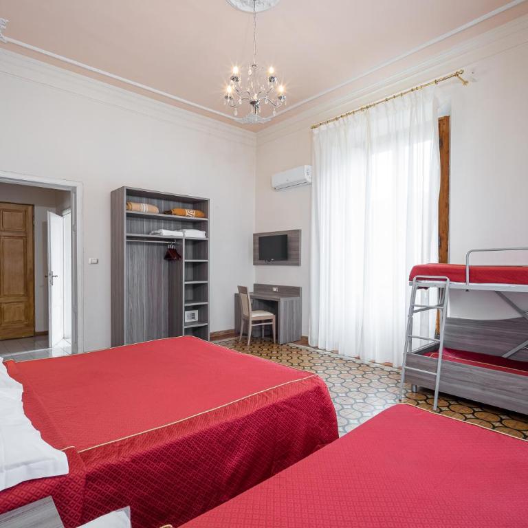 Astrid Hotel - Family Room - 6