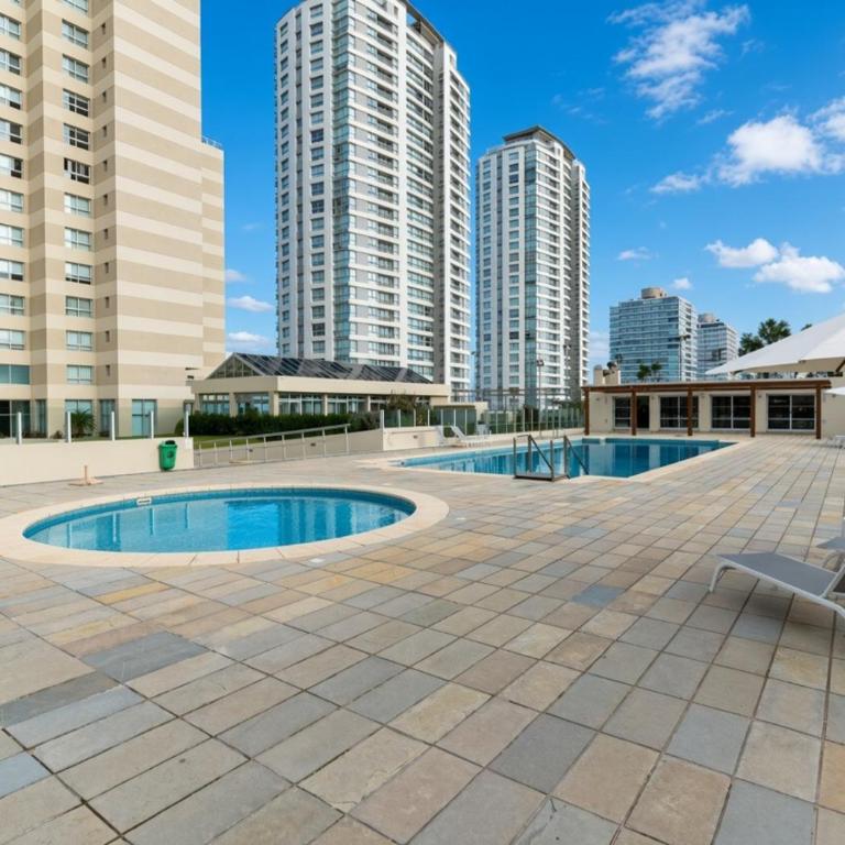 Lujoso Apartamento Frente a la Playa Brava Punta del Este - Apartamento - 56