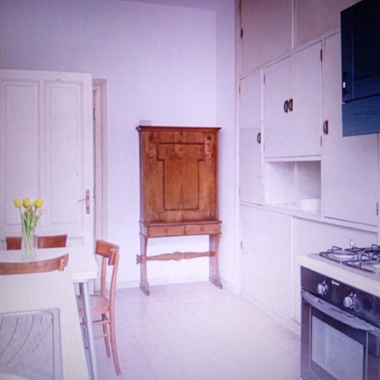 Residenza Mercedes Trevi - Two-Bedroom Apartment - 16