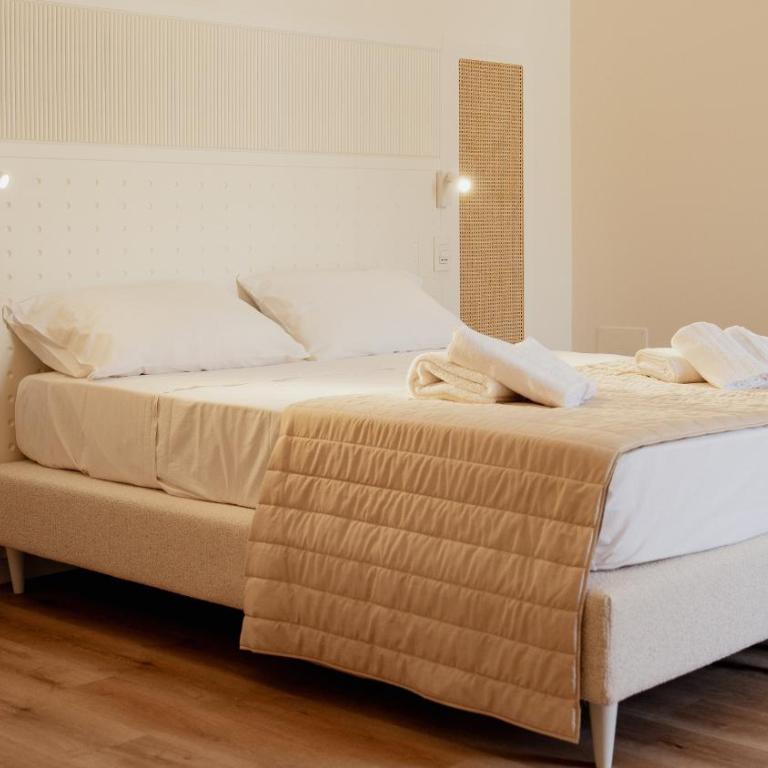 Casa Raffaele Palazzo Storico - Chambre Double Deluxe avec Balcon - 2