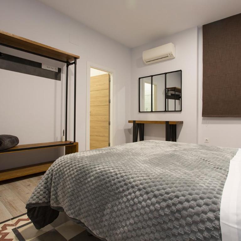 Santa Escolástica en pleno centro de Granada - Apartment with Balcony - 10