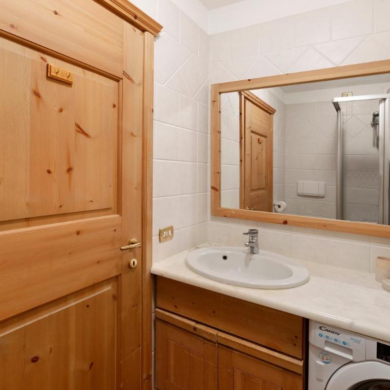 Fior di montagna - Appartamento Deluxe con 2 Camere da Letto e Vista Giardino - 31