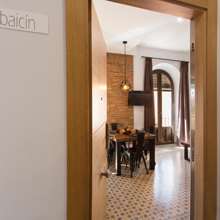 Santa Escolástica en pleno centro de Granada - Apartment - 10