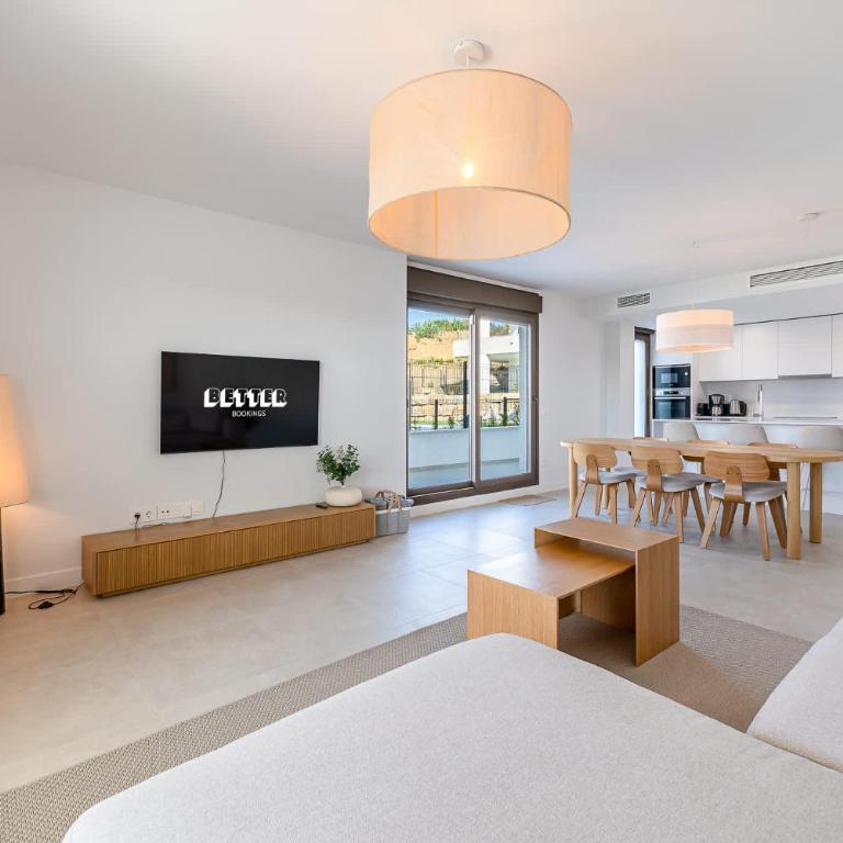 Casa Azahar Luxury 3 Bedroom Apartment with Pool and Gym in Estepona - Appartamento - 3