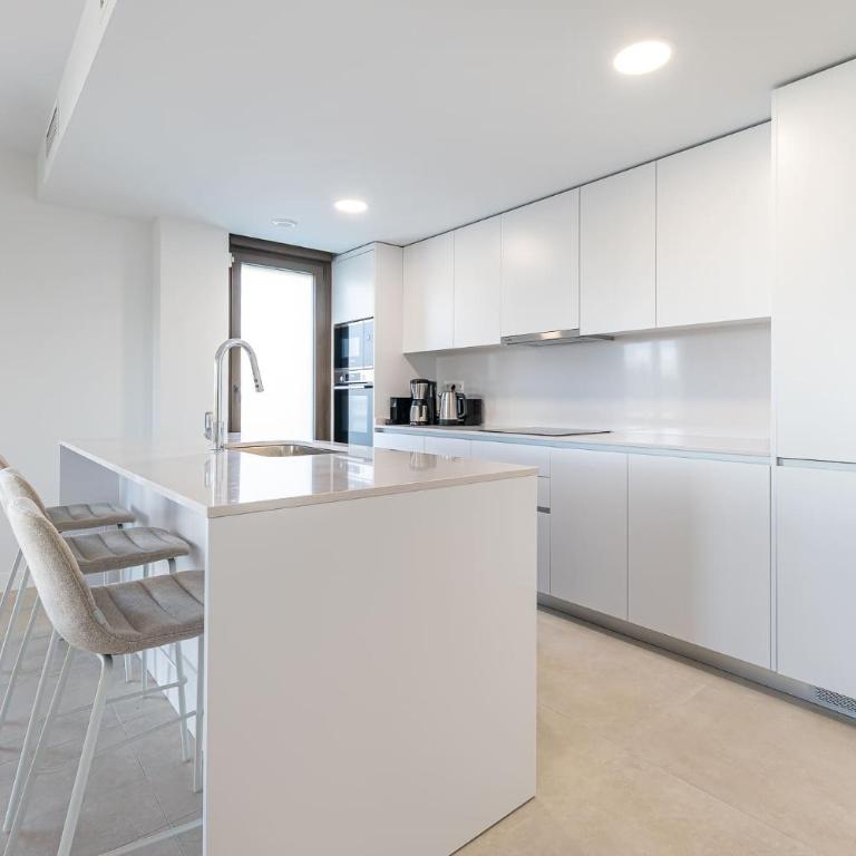 Casa Azahar Luxury 3 Bedroom Apartment with Pool and Gym in Estepona - Appartamento - 10