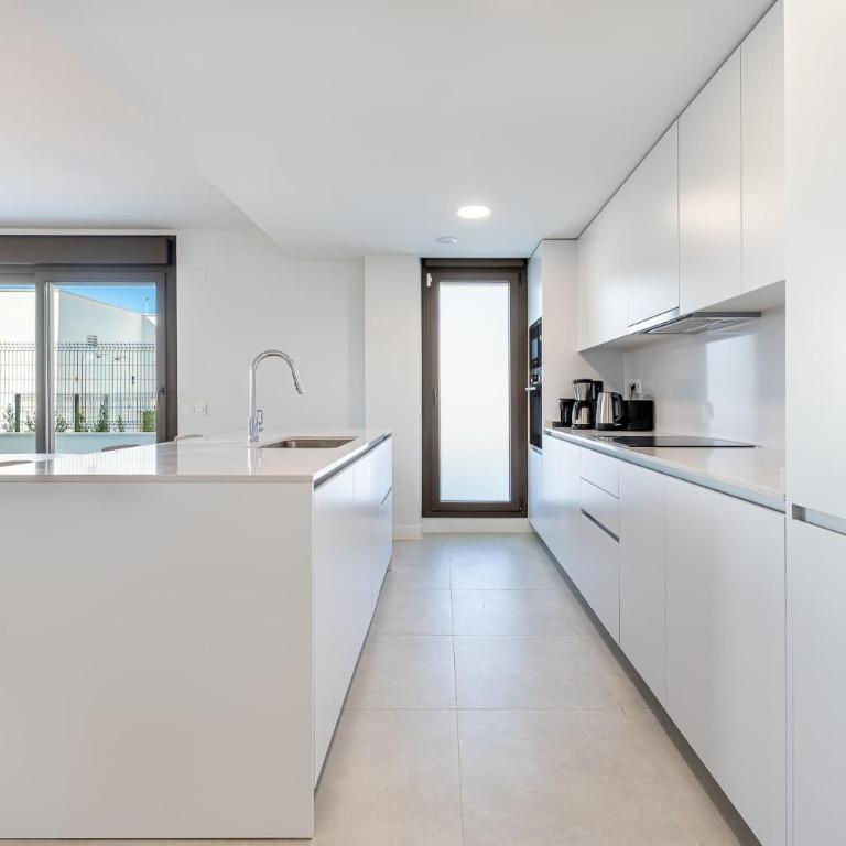 Casa Azahar Luxury 3 Bedroom Apartment with Pool and Gym in Estepona - Appartamento - 13