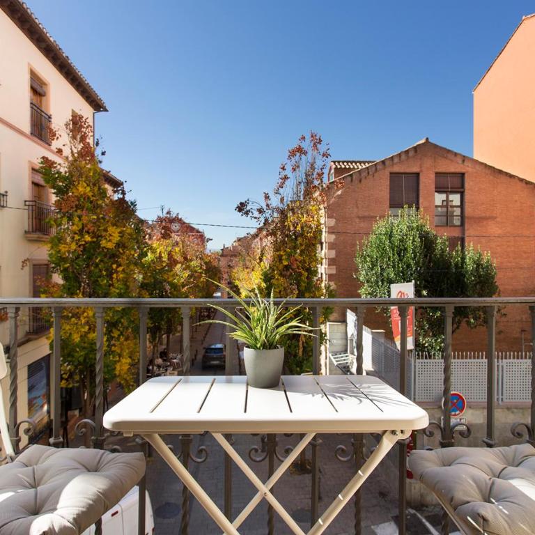 Santa Escolástica en pleno centro de Granada - One-Bedroom Apartment - 24