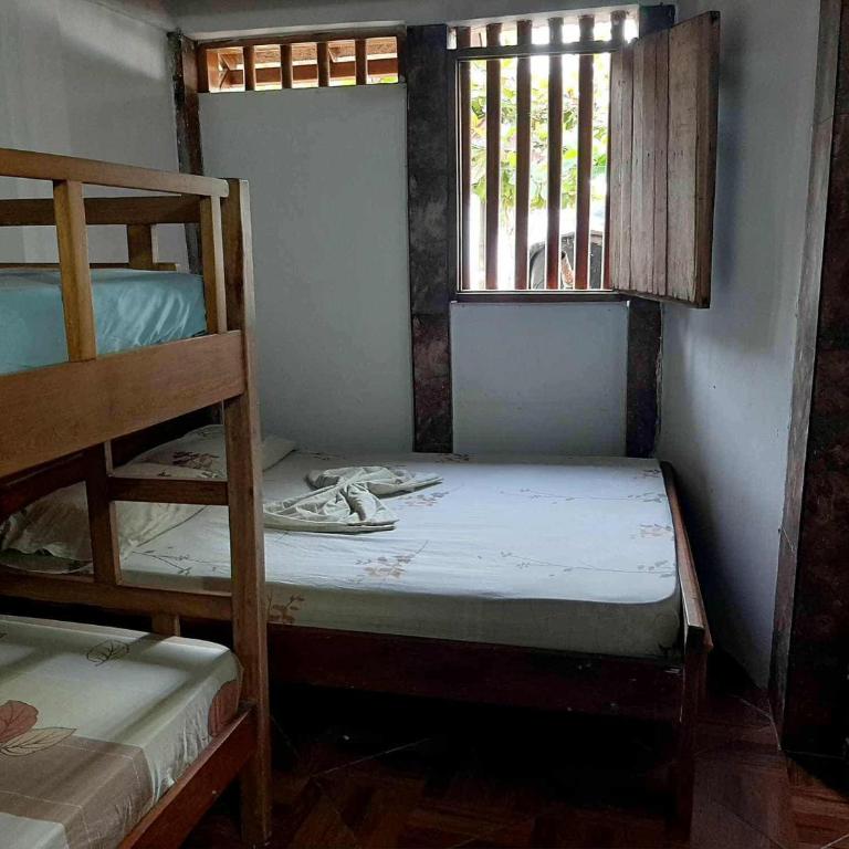 Casa madrigueña rincón del mar - Quadruple Room with Private Bathroom - 1