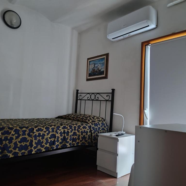 Hotel Perla - Camera Singola con Bagno Privato Esterno - 3