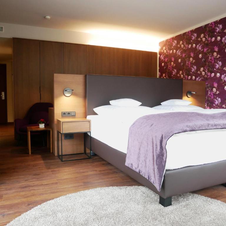 Best Western Premier Hotel Rebstock - Superior Zimmer mit Kingsize-Bett - 5
